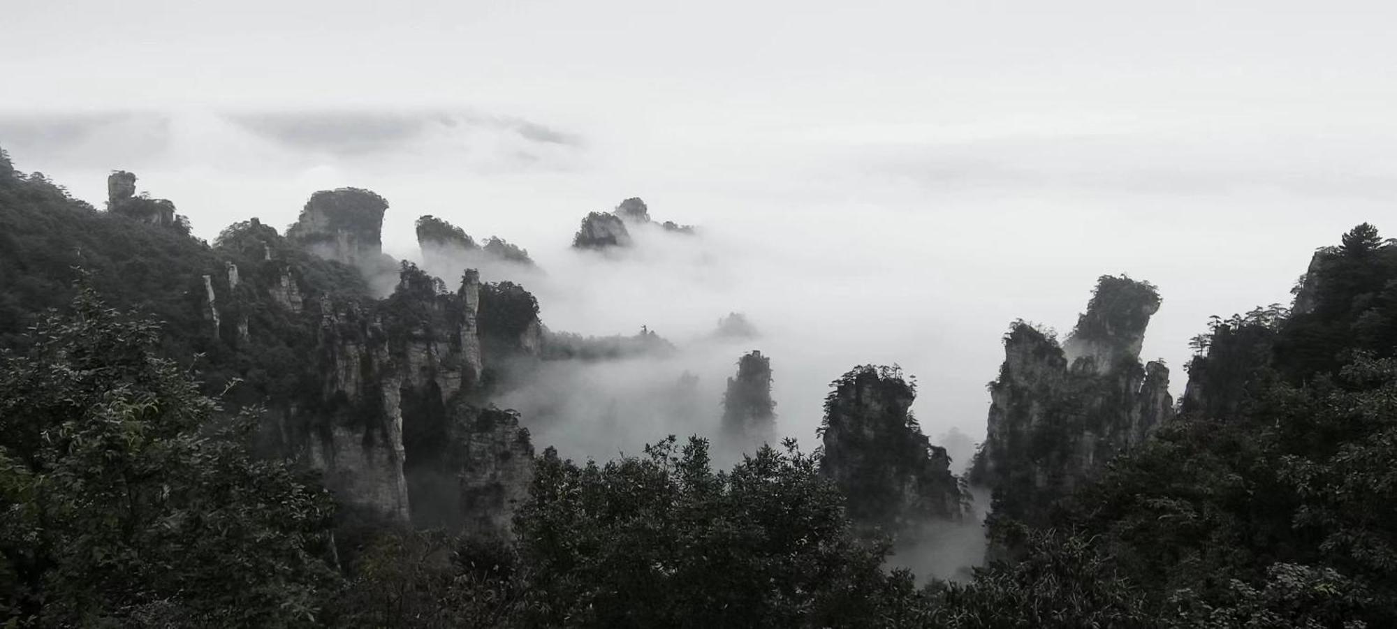 Hotel California Zhangjiajie Exterior photo